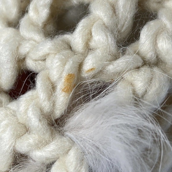 Kenneth Cole Reaction Poncho Open Knit Rabbit Tails Beige Pullover One Size - Picture 4 of 8